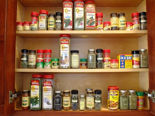 Can kitchen cabinets be restained?