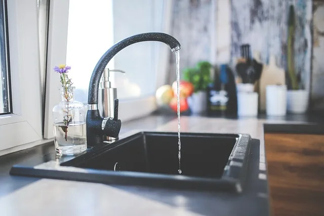 How to clean kitchen cabinets?