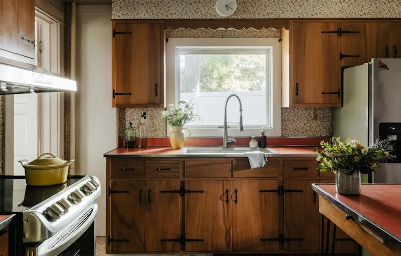 How to clean white cabinets kitchen?